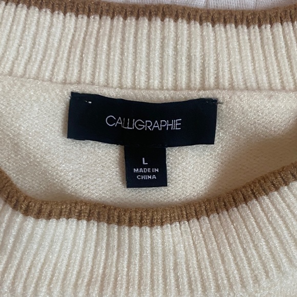 CALLIGRAPHIE Charming Cream Sweater with Dachshund Motif - Picture 9 of 10